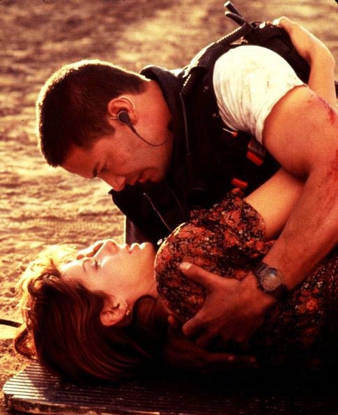 �������